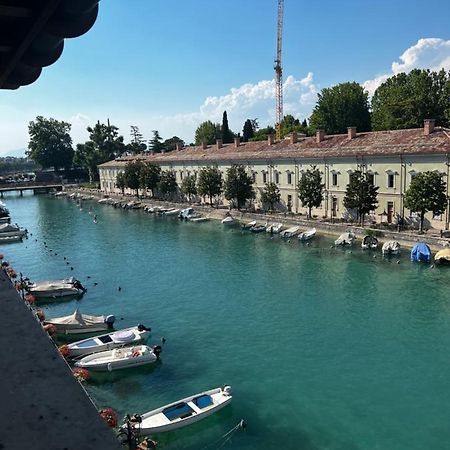 C House Rooms Lake Peschiera del Garda Exteriér fotografie